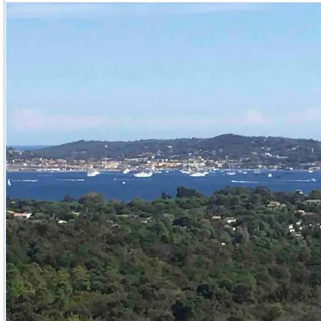 Avec Piscine Et Vue * Grimaud