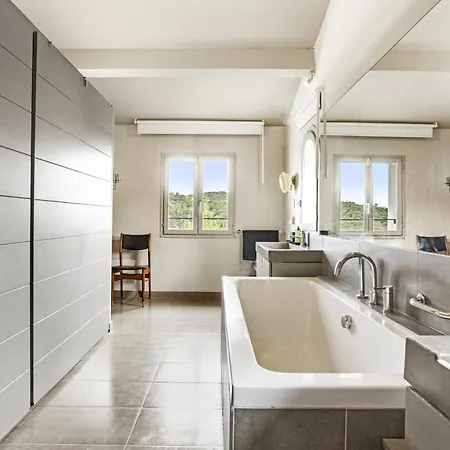 Βίλα Avec Piscine Et Vue *