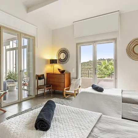 Avec Piscine Et Vue Βίλα Grimaud